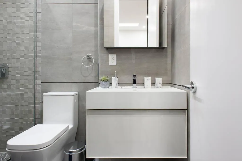78-4D Quality 1Br W&D Skylight By Central Park New York